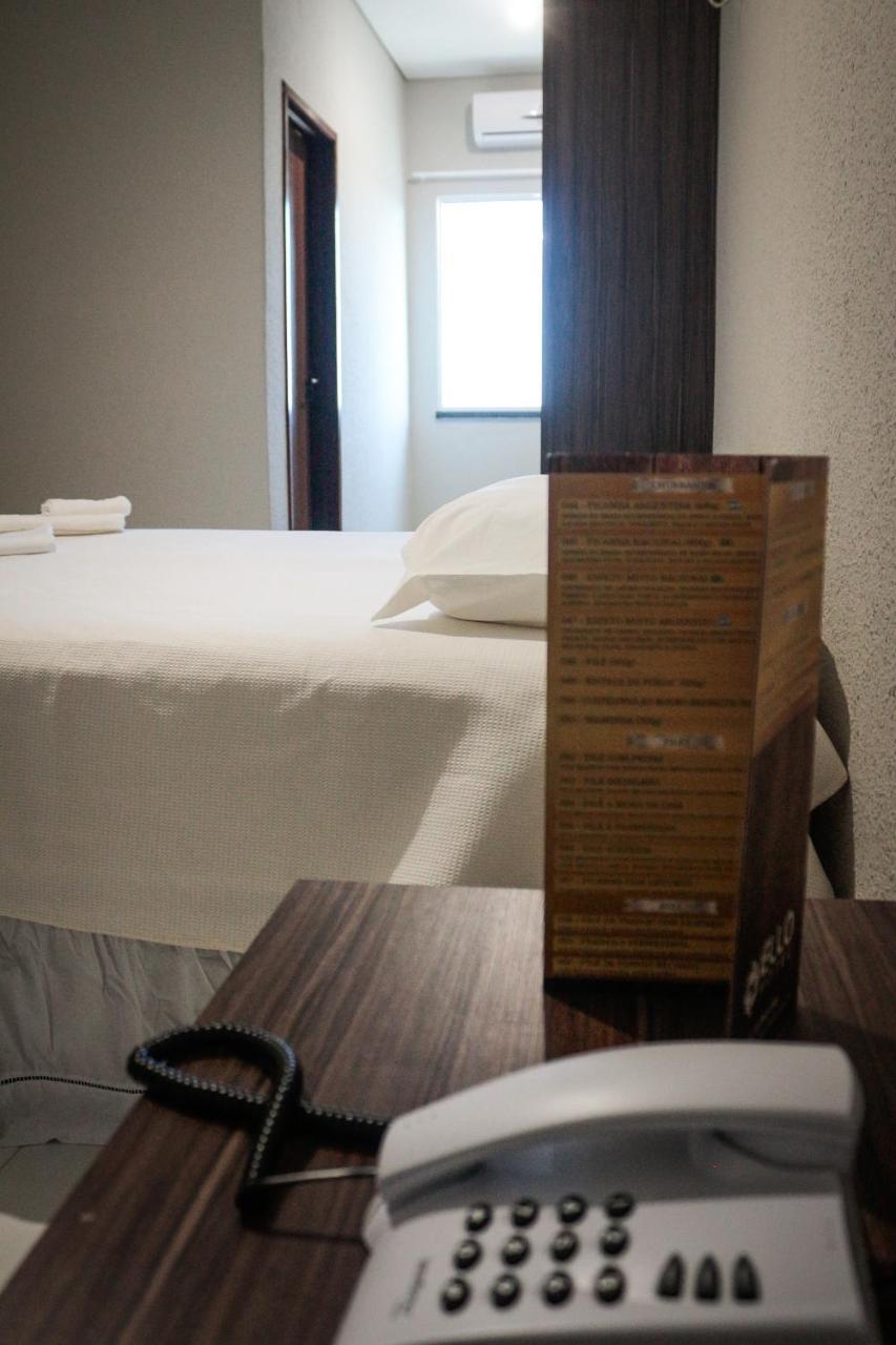 Ello Hotel Iguatu エクステリア 写真