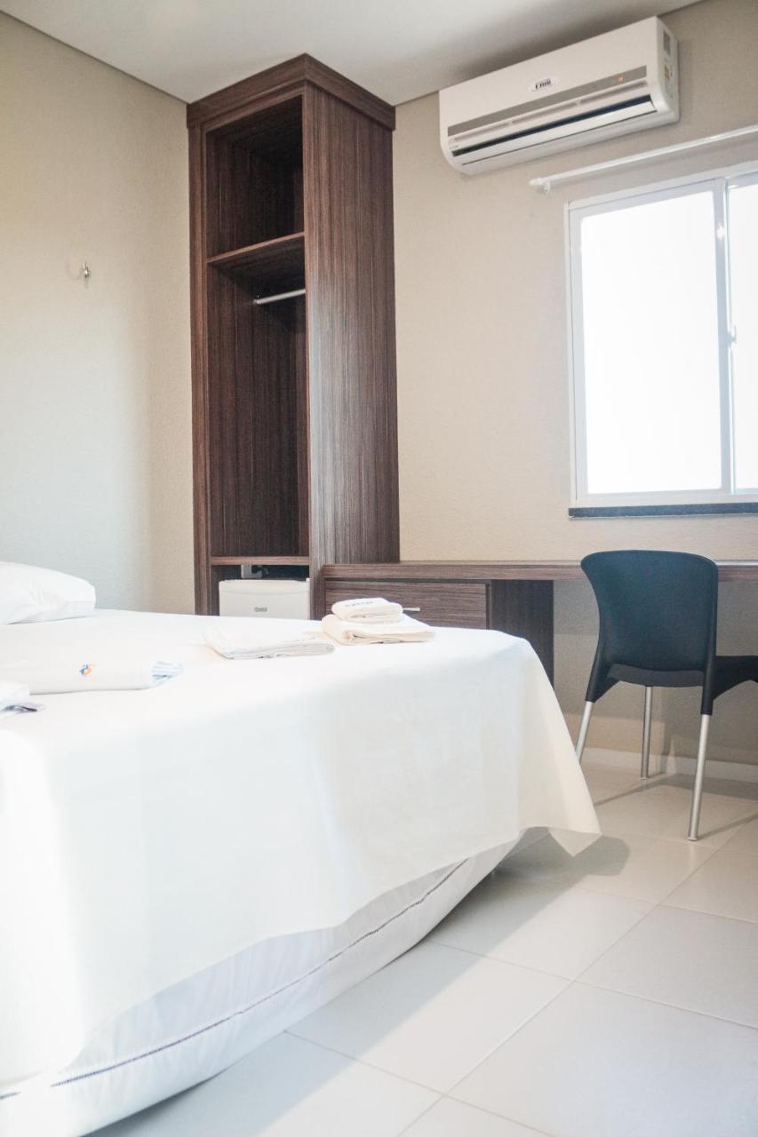 Ello Hotel Iguatu エクステリア 写真